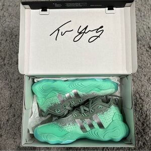 New Adidas Trae Young 3 Jade Size US9,5